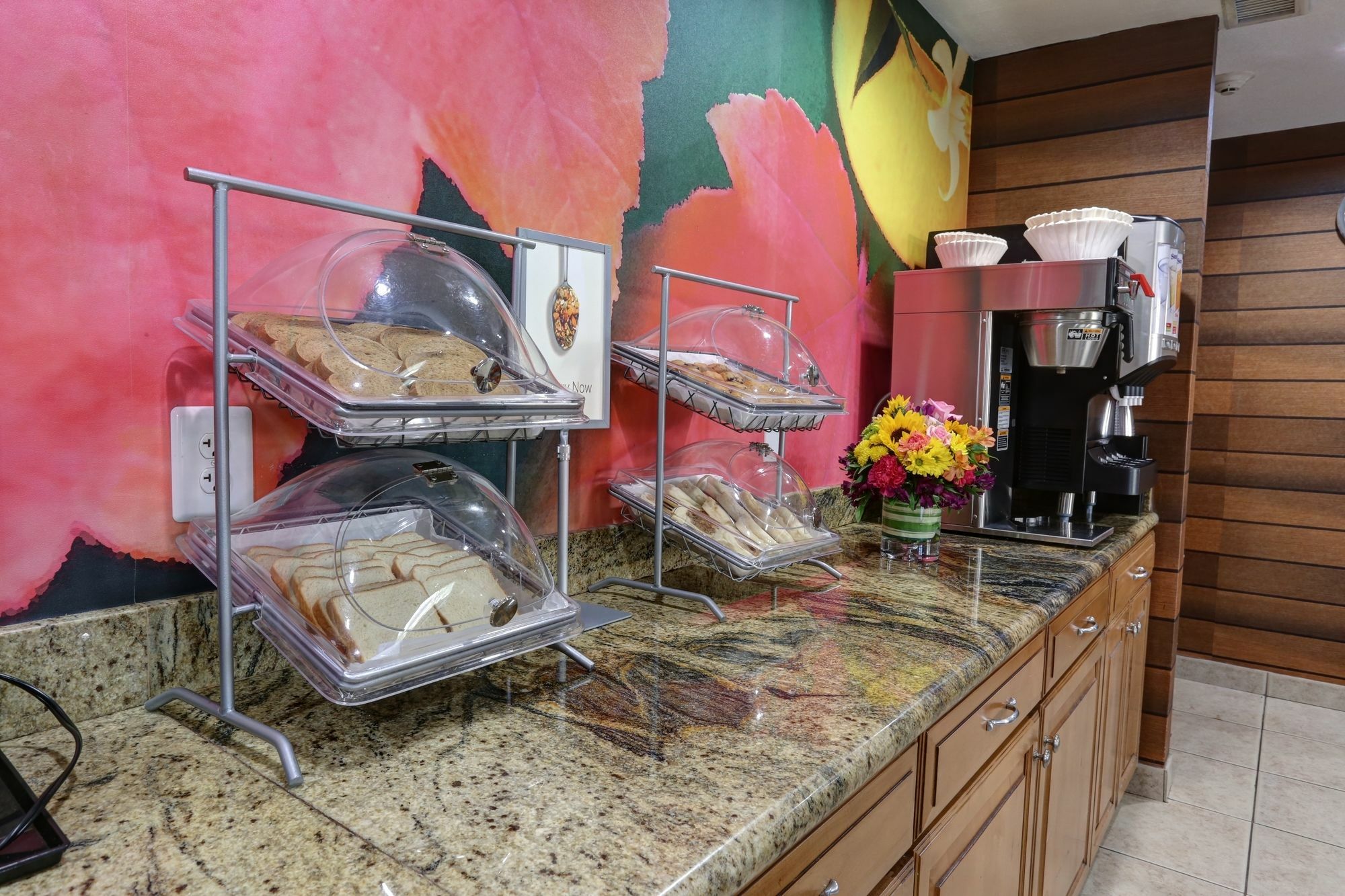 Greentree Inn And Suites Mesa / Phoenix Dış mekan fotoğraf
